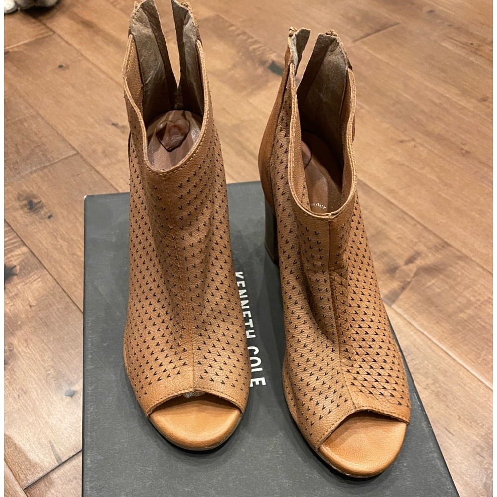 Kenneth Cole Nina Peep-tow booties